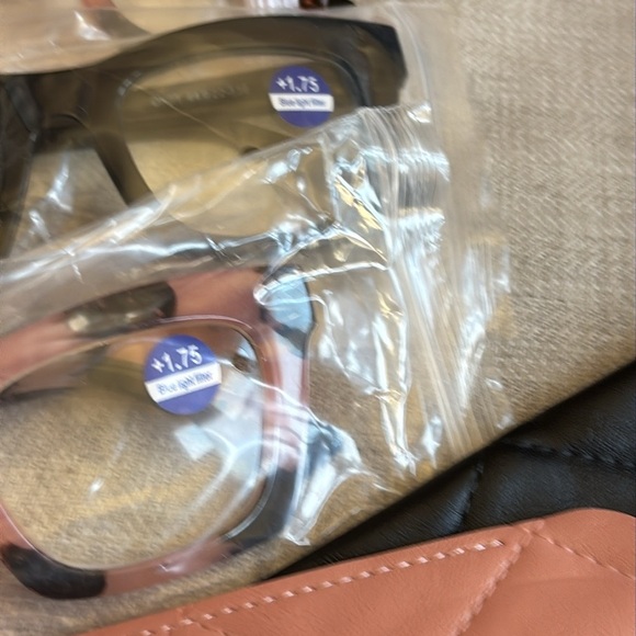 CCVOO Oprah Style Blublock Reading Glasses! 1.75 3 pairs - Picture 4 of 6